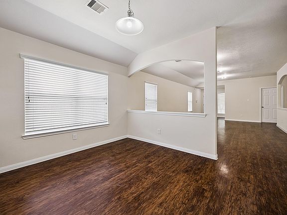 5th image of 21431 Wilona Way