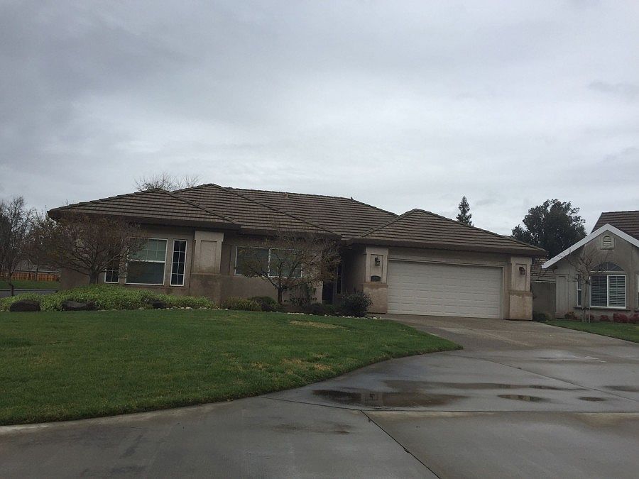 1st image of 860 Alder Pl