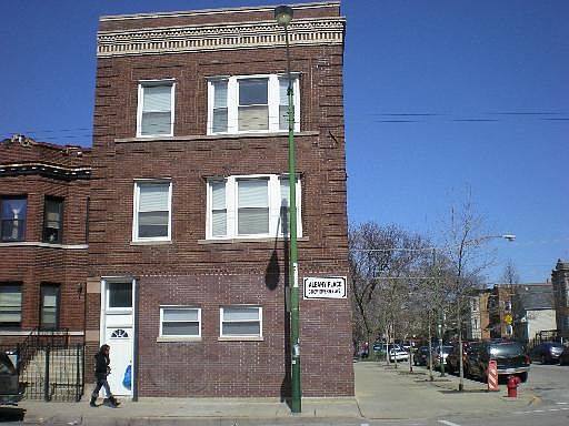 1st image of 3100 W Diversey Ave #3N