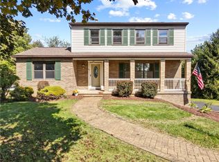 43 Barri Dr, Irwin, PA