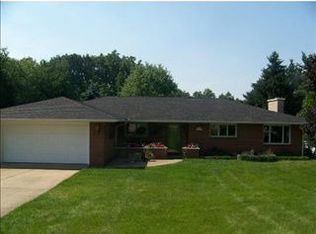 174 Hickory Dr, Beaver Falls, PA 15010