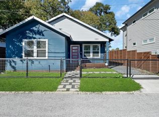 1311 Finch St, Houston, TX 77009