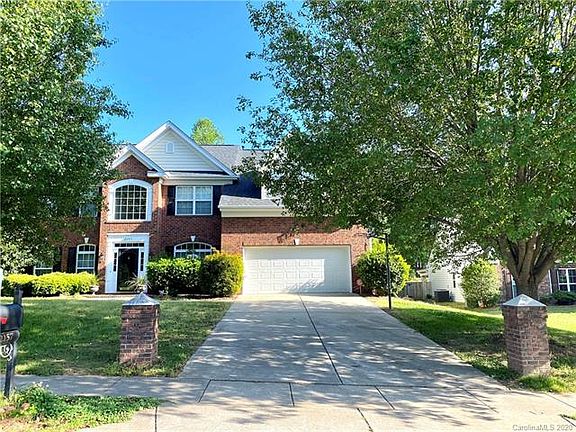 2nd image of 2157 E Foxwood Ct