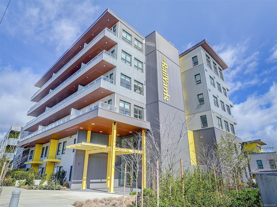 1st image of 757 Tyee Rd #403