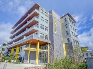 757 Tyee Rd #403, Victoria, BC V9A0G5