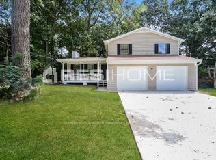 6926 Apache Ln, Riverdale, GA 30274