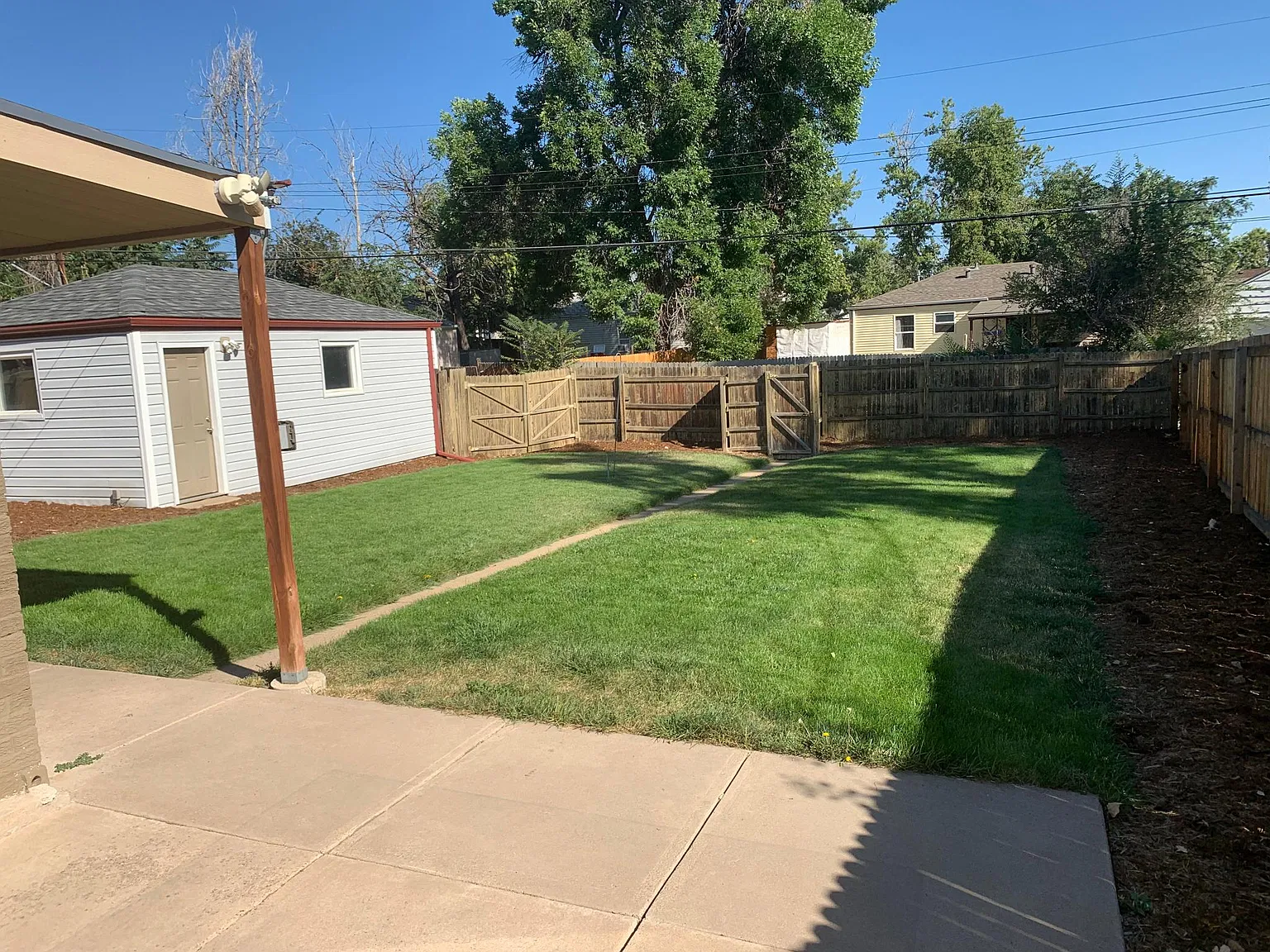 2 bed, 1100 sqft, $2,500 — Photo 2