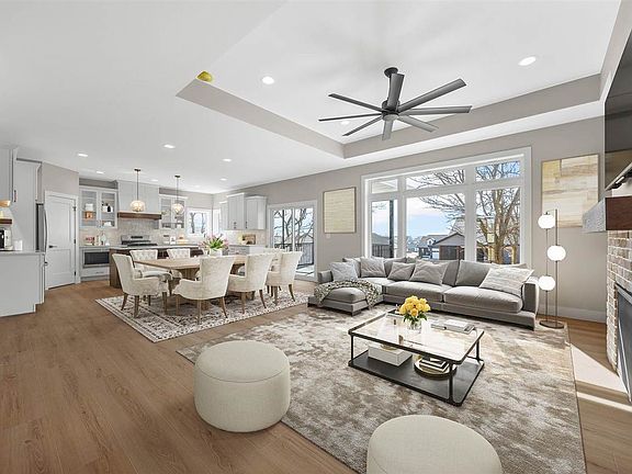 5th image of 517 Elizabeth Ln