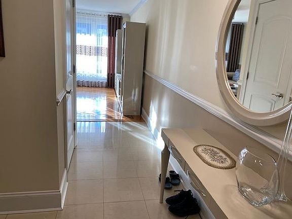 5th image of 2569 Ocean Ave