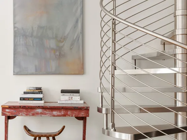 165 Hudson Street image 9 of 15