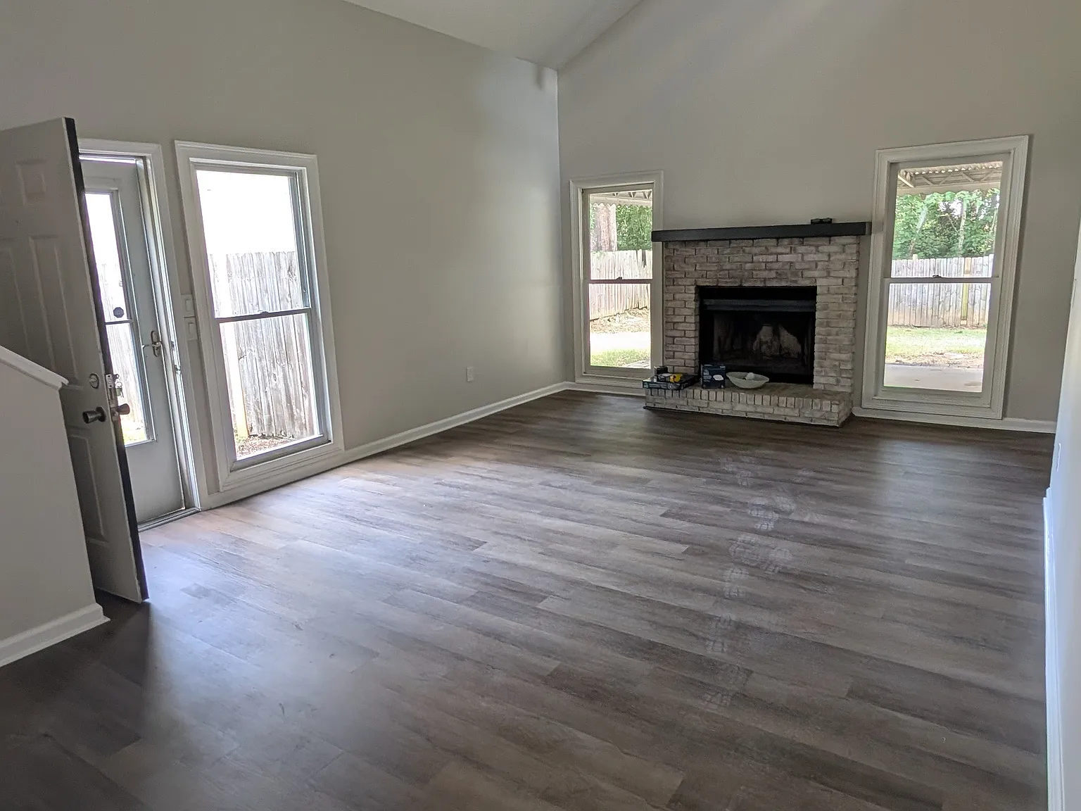 3 bed, 1452 sqft, $1,695 — Photo 4