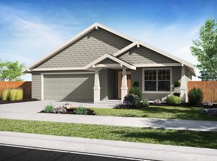 240 NW 33rd St, Redmond, OR