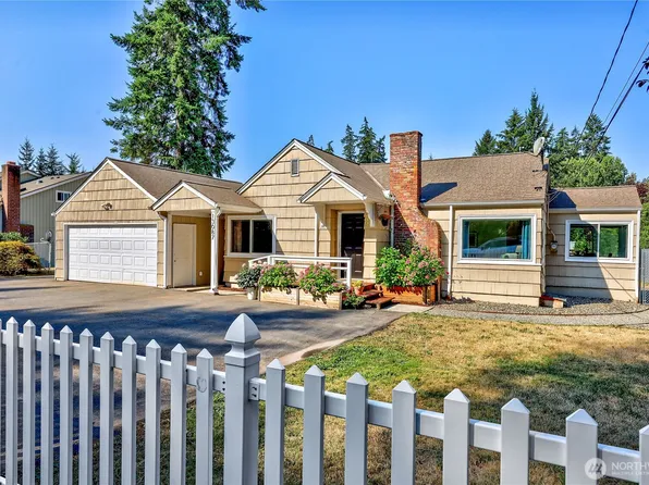 13087 Central Valley Road, Poulsbo, WA 98370