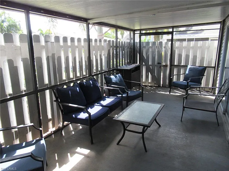 6238 Timberwood Cir #110 — Photo 21