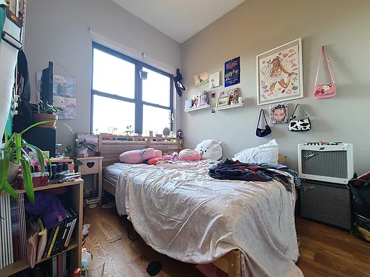 Rented by Dwelling NY Realty Inc | media 23