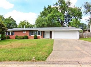 2552 Meadow Ln, Cape Girardeau, MO 63701