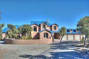 1st image of 8 Calle De Oro