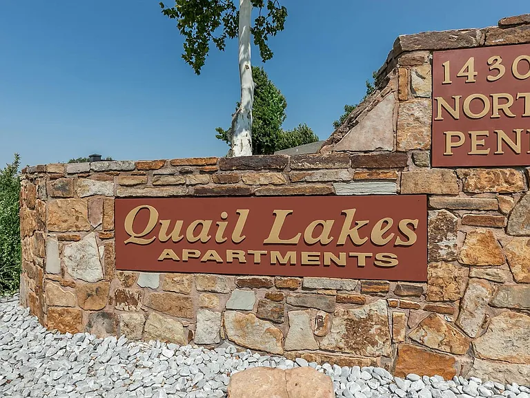 ONE MONTH FREE! APPLY FREE! VIRTUAL TOURS! — Photo 43