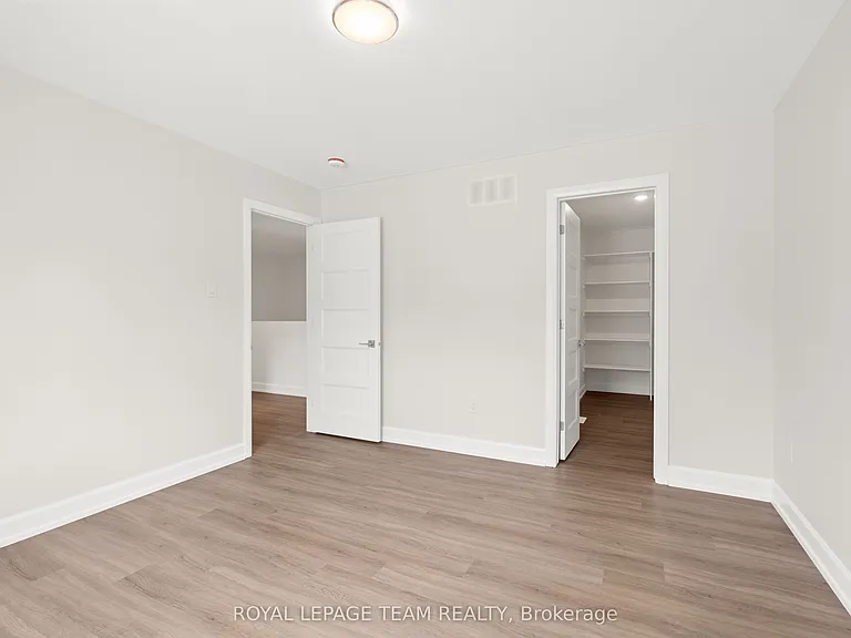 6952 Notre Dame St #B — Photo 14