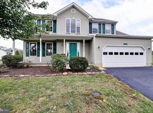 7 Viceroy Dr, Falling Waters, WV 25419