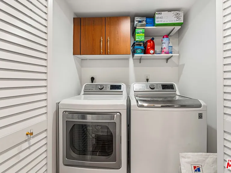 13650 Marina Pointe Dr #906 — Photo 8