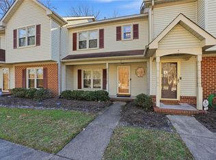 5 Hard Wood Dr, Hampton, VA 23666