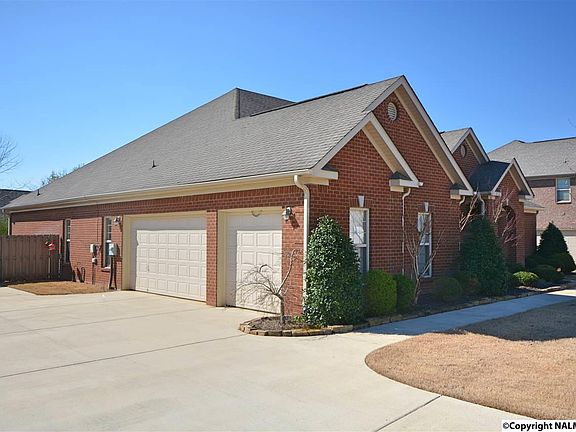 4th image of 7534 Parktrace Ln SE