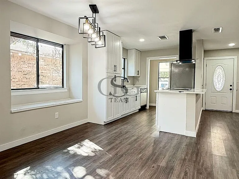 917 Sundance St — Photo 8