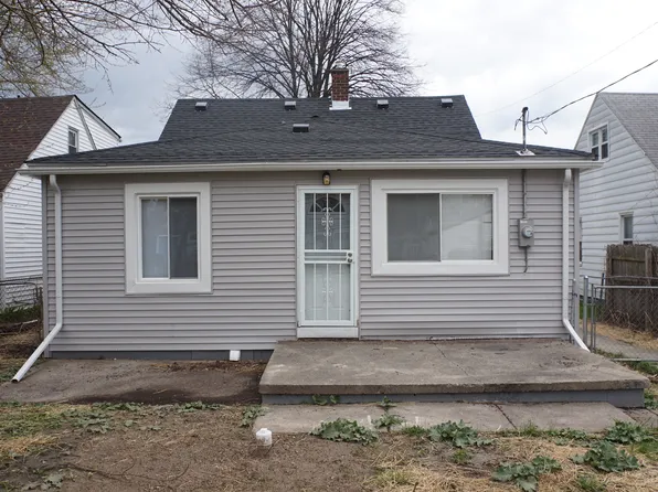 26335 Hopkins St, Inkster, MI 48141