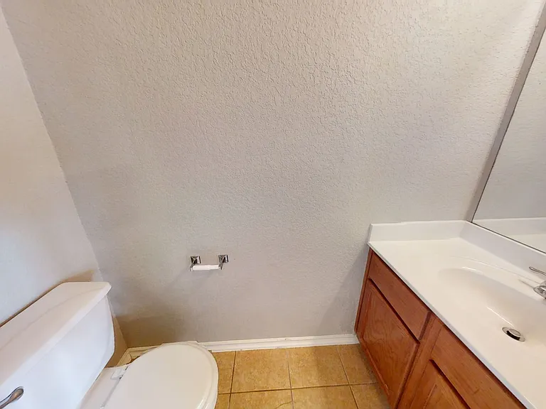12230 Medina Ml — Photo 13
