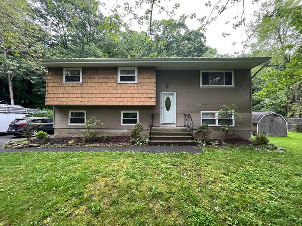 6 Tanager Rd