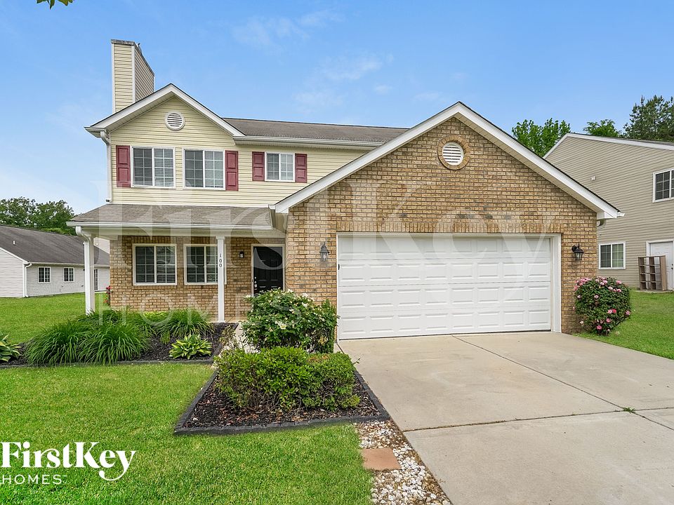 1st image of 100 Oak Knoll Dr