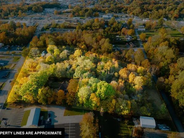 620 S 2nd St, Central City, KY 42330