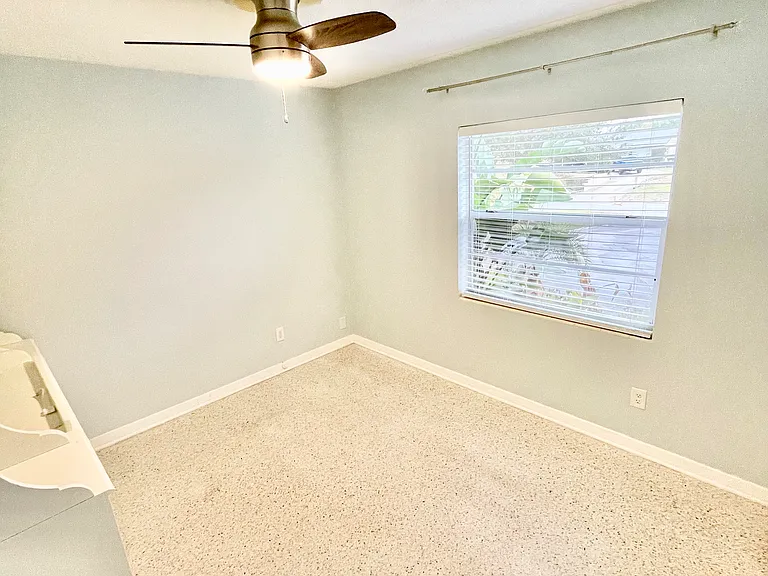 4541 Loring Pl — Photo 11
