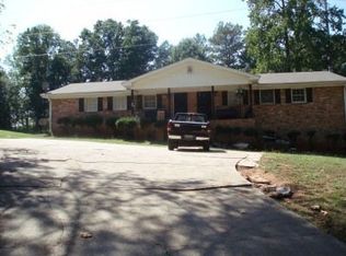 879 Green Hill Ln, Norcross, GA 30093