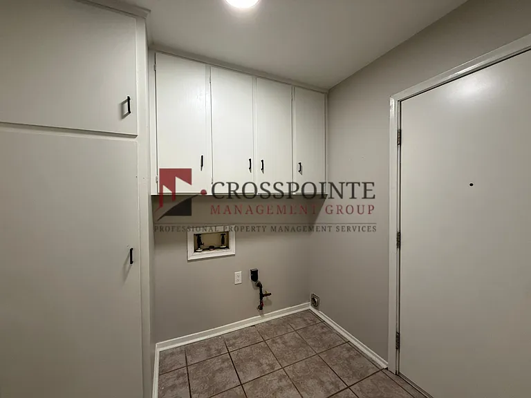 3014 Tower Dr — Photo 12