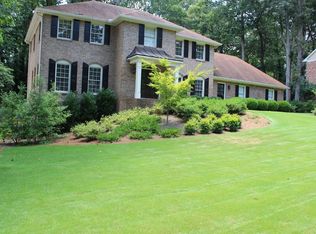 555 Spender Trce, Sandy Springs, GA 30350