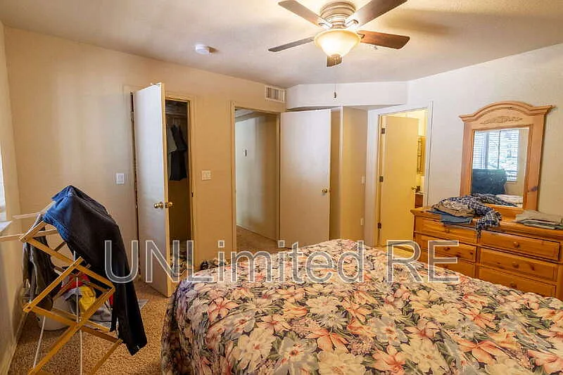 2 bed, 2.0 bath, 906 sqft, $1,750 — Photo 3