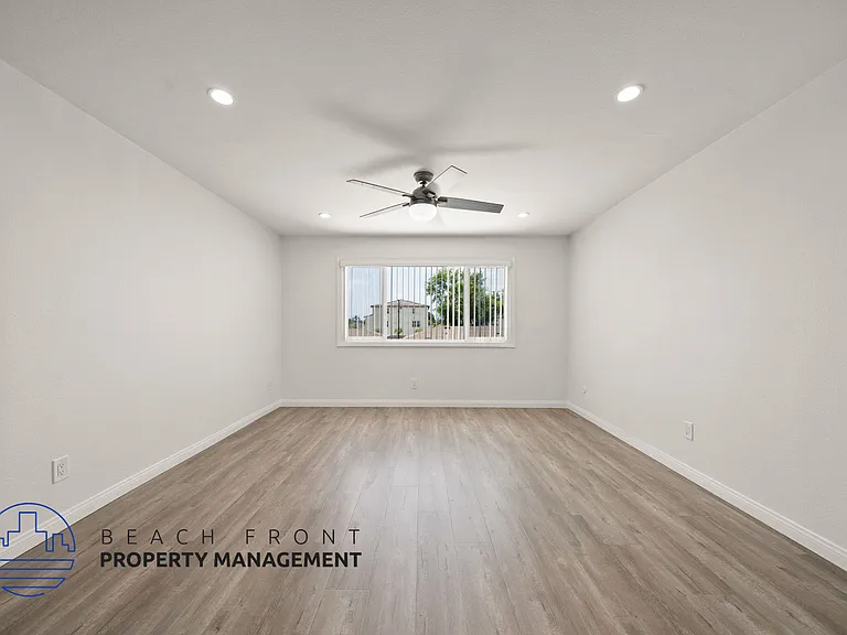 7450 Crescent Ave. — Photo 19