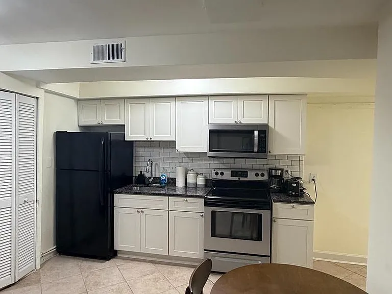 978 Mount Olivet Rd NE #1 — Photo 4