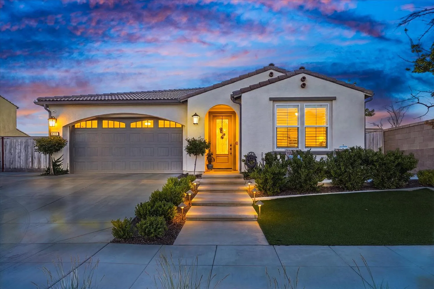 4314 Little Canyon Dr photo 1