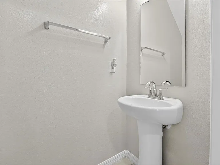 4718 Spatter Dock St — Photo 7