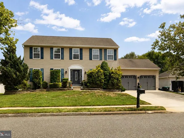 6 Peaceful Ct, Sicklerville, NJ 08081