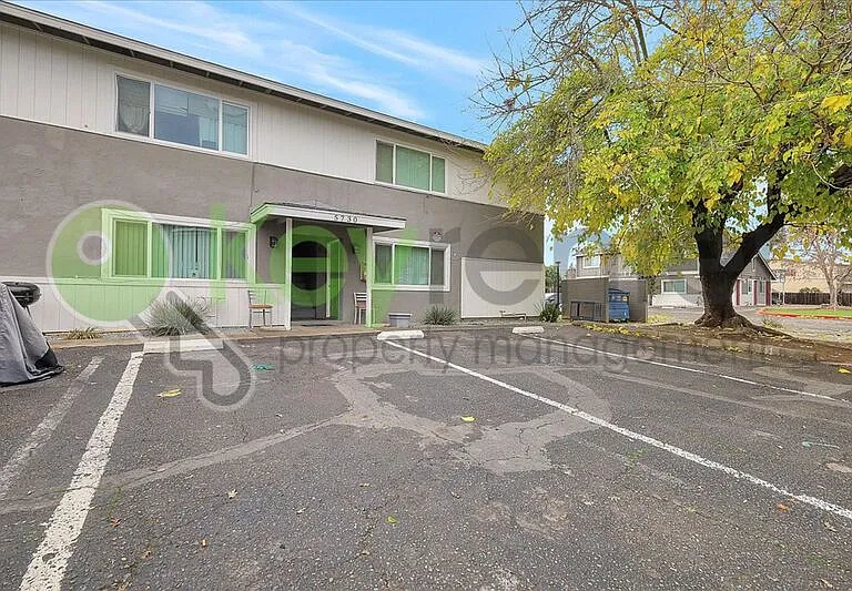 5730 Falconer Way #D — Photo 14
