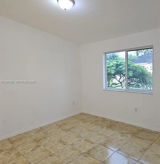935 NE 33rd Ter #204 — Photo 18