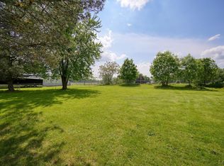 780 W Manor Dr, Manitou Beach, MI 49253