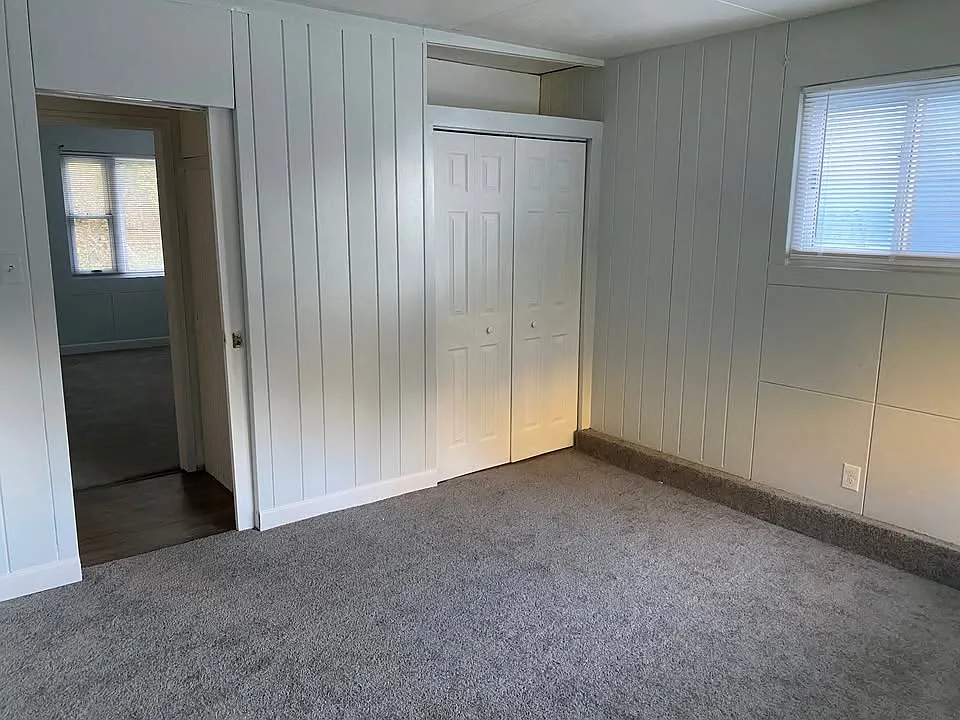 2 bed, 990 sqft, $1,400 — Photo 4