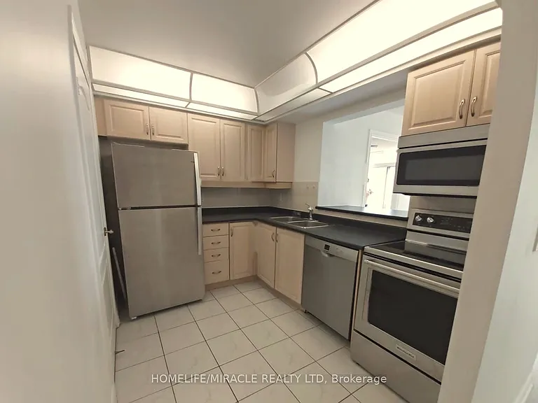 5418 Yonge St #1101 — Photo 15