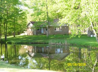 60701 Shoreline Dr, Burr Oak, MI 49030