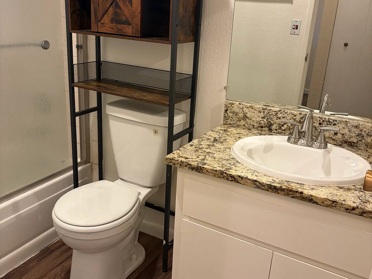1 bed, 616 sqft, $1,350 — Photo 4